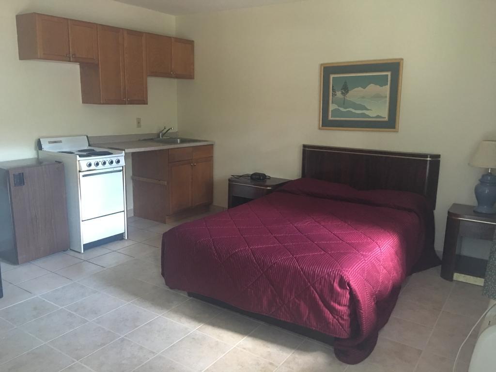 Maple Leaf Motel New Milford Ngoại thất bức ảnh
