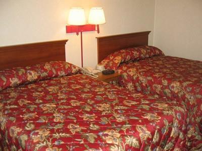 Maple Leaf Motel New Milford Phòng bức ảnh